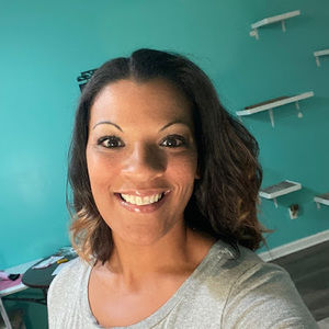 Meet your Posher, Vanessa